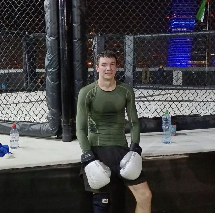 Экстра 46 — Единоборства